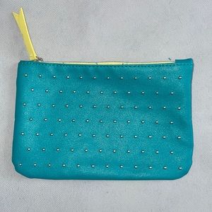 make up pouch